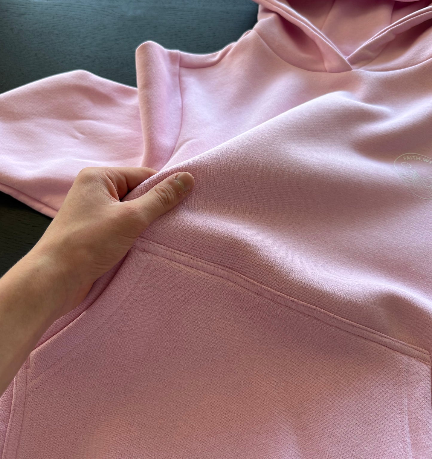Faithwear hoodie roze